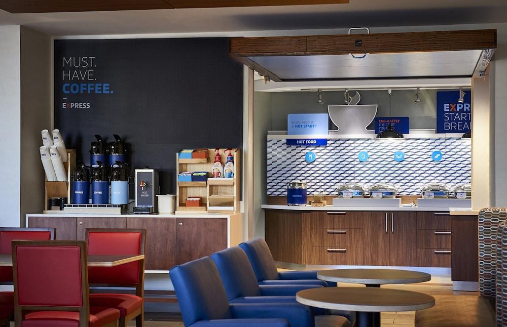 Holiday Inn Express Puyallup By Ihg Esterno foto