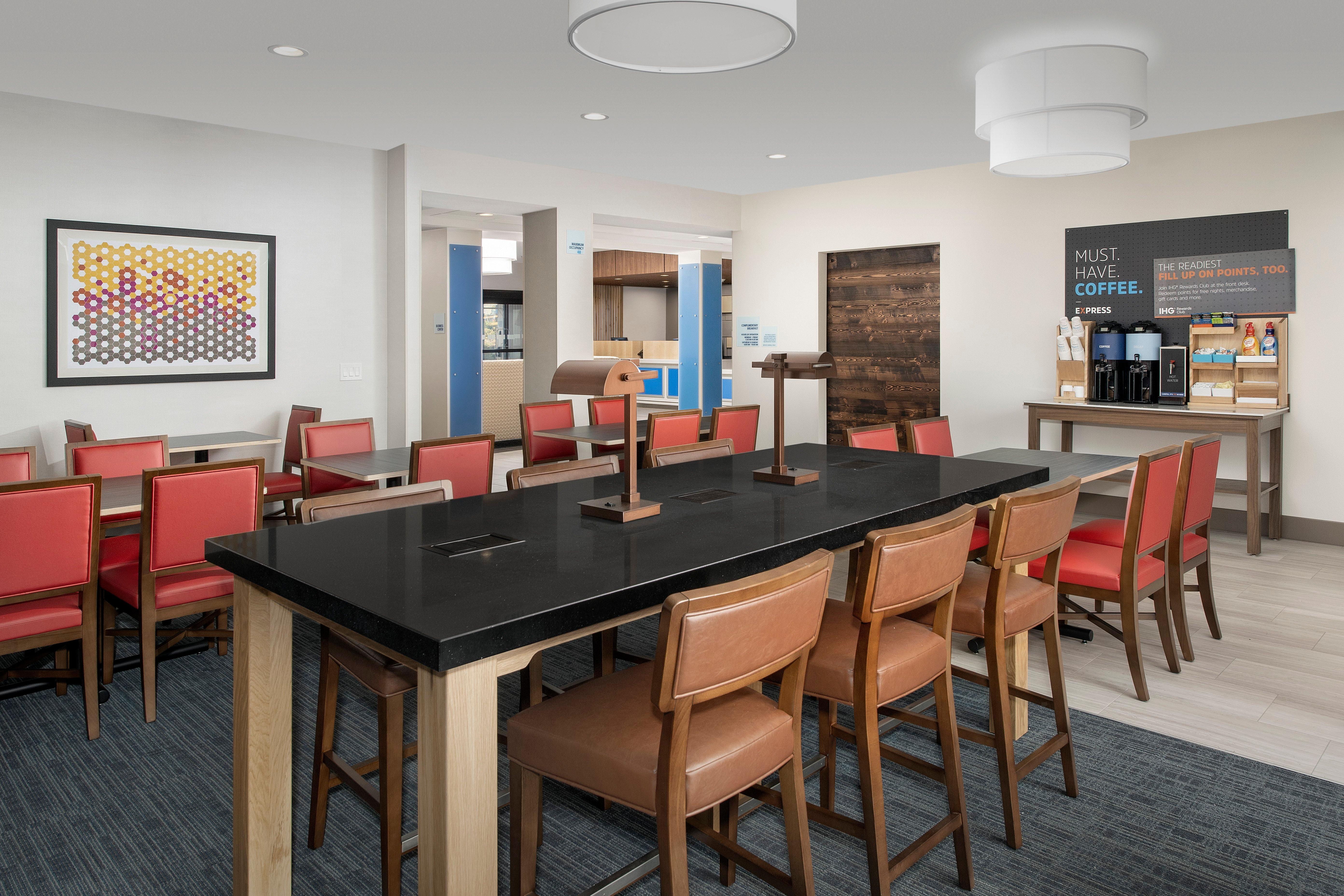 Holiday Inn Express Puyallup By Ihg Esterno foto