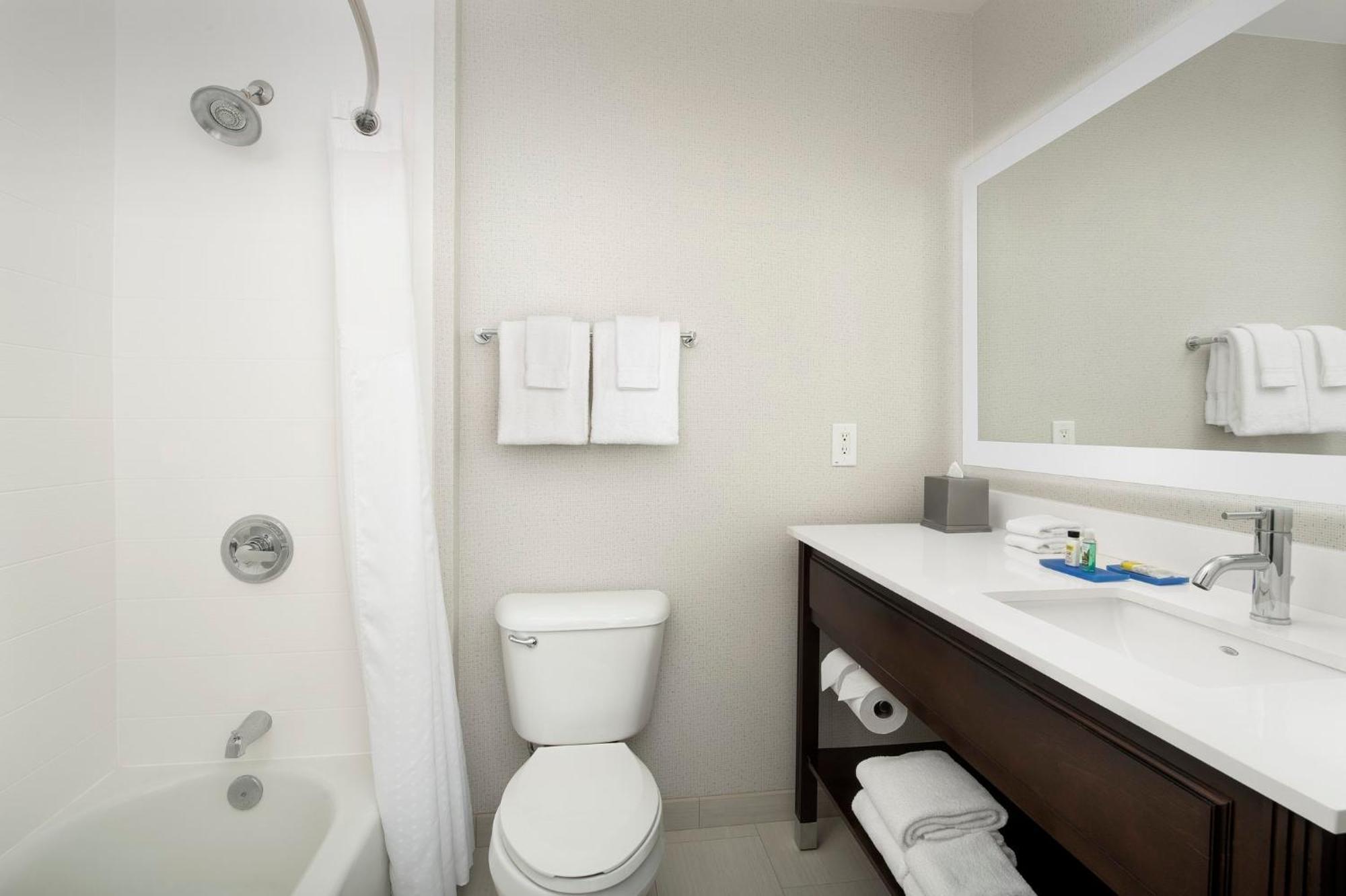 Holiday Inn Express Puyallup By Ihg Esterno foto